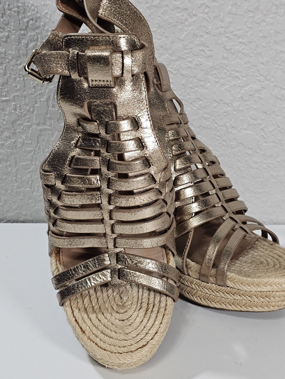 Vince Camuto Signature Danessa Wedge Sandals Size 8